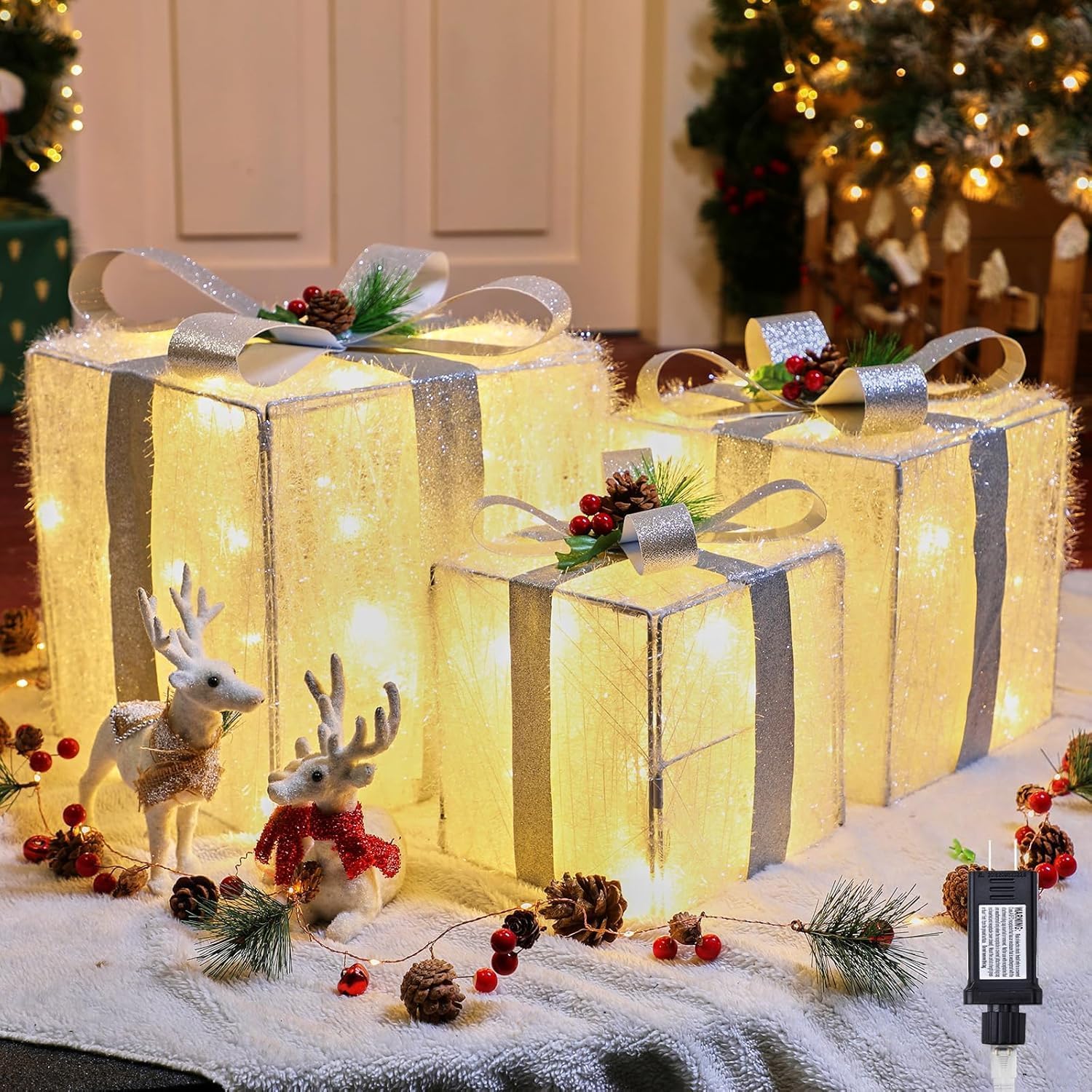 Brightown 3 Pieces Lighted Gift Boxes Outdoor Christmas Decorations, 12" 10" 8" with 60 Pre-Lit Mini String Lights,Foldable LED Boxes with Bows for Tree Indoor Outdoor Party Yard Home Decor